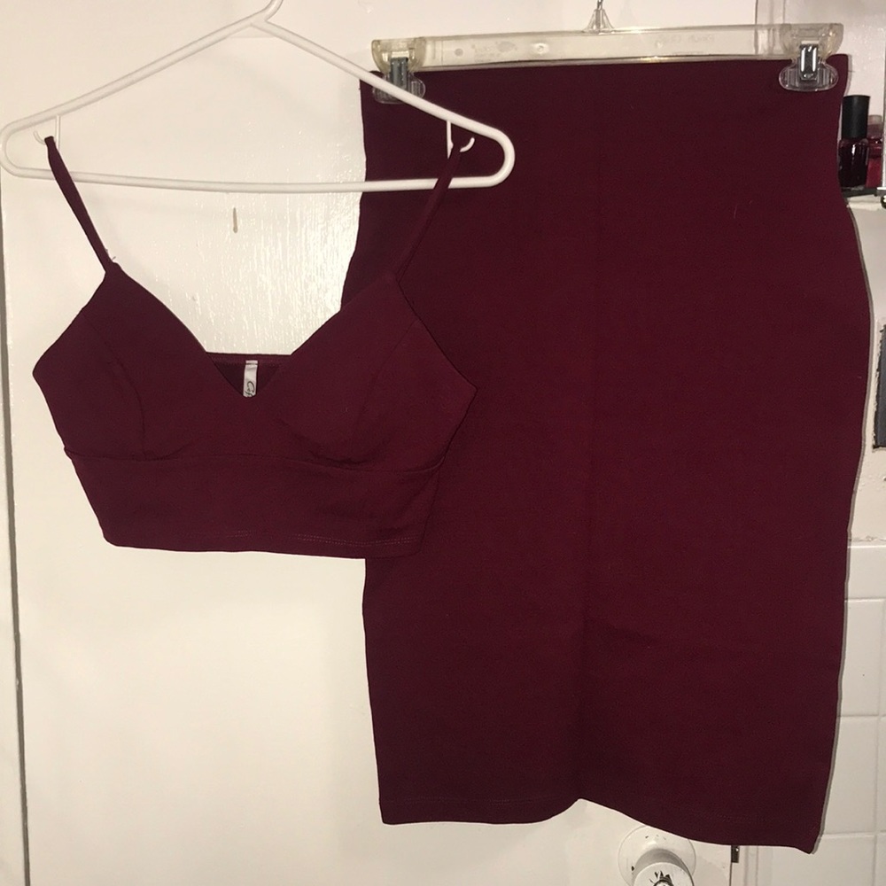 Crop top & matching skirt